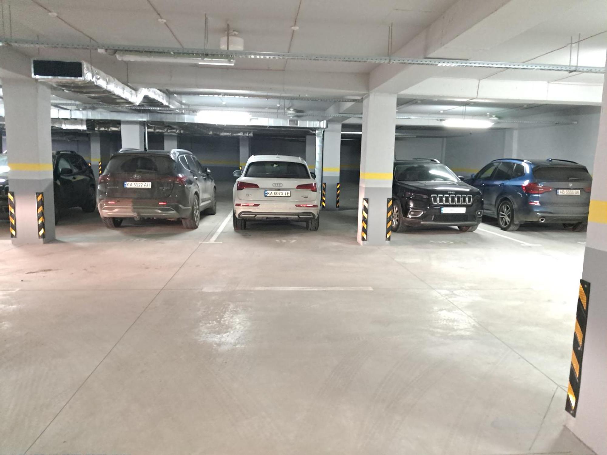 Airport 24&24 Car Parking Lägenhet Chişinau Exteriör bild
